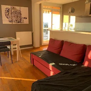  Appartement Residentiel Avec Parking Gratuit France